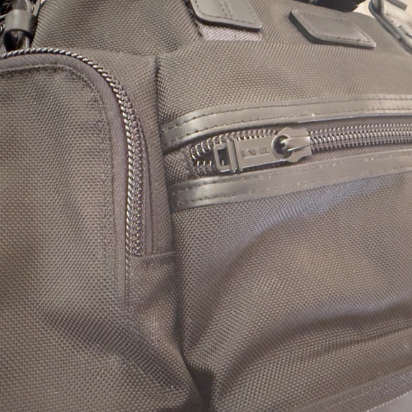 NWT TUMI Alpha Bravo Brooks Slim Brief Will Black Office Travel - Picture 10 of 16